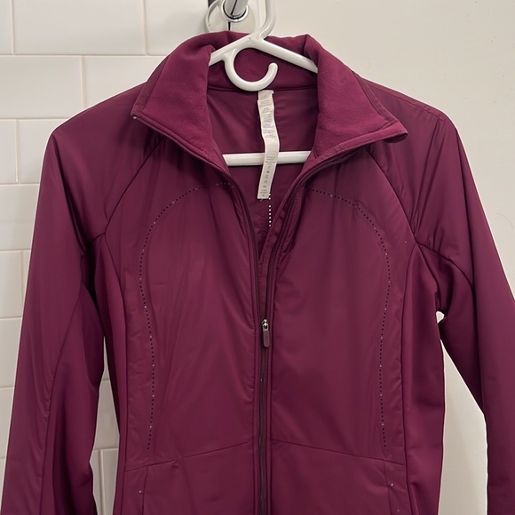 Lululemon Pack It Down Define Running Jacket | Like New! - Picture 2 of 7
